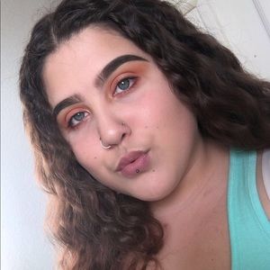 Meet your Posher, Raylene